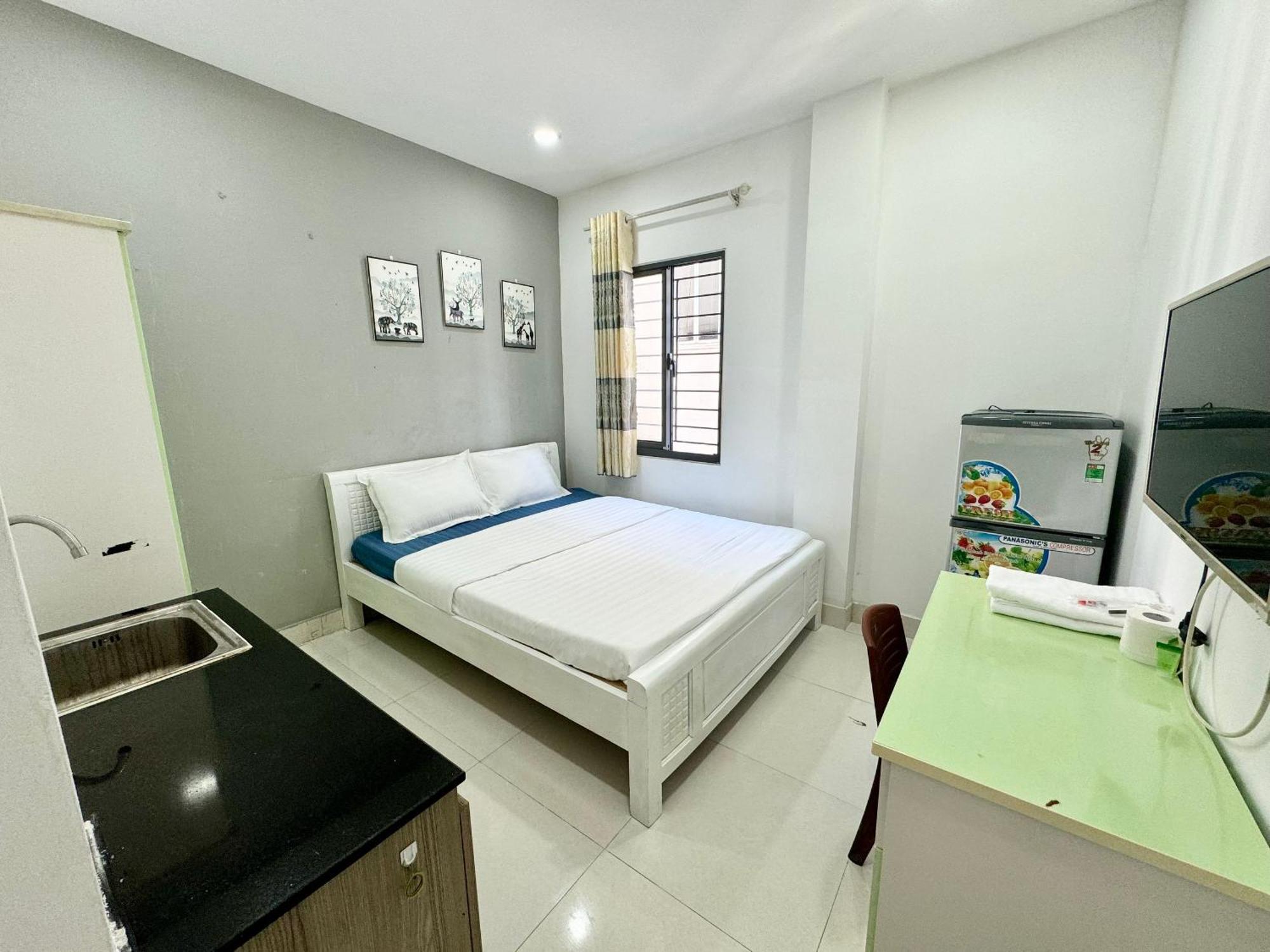Dlux Bui Them * TP. Hồ Chí Minh