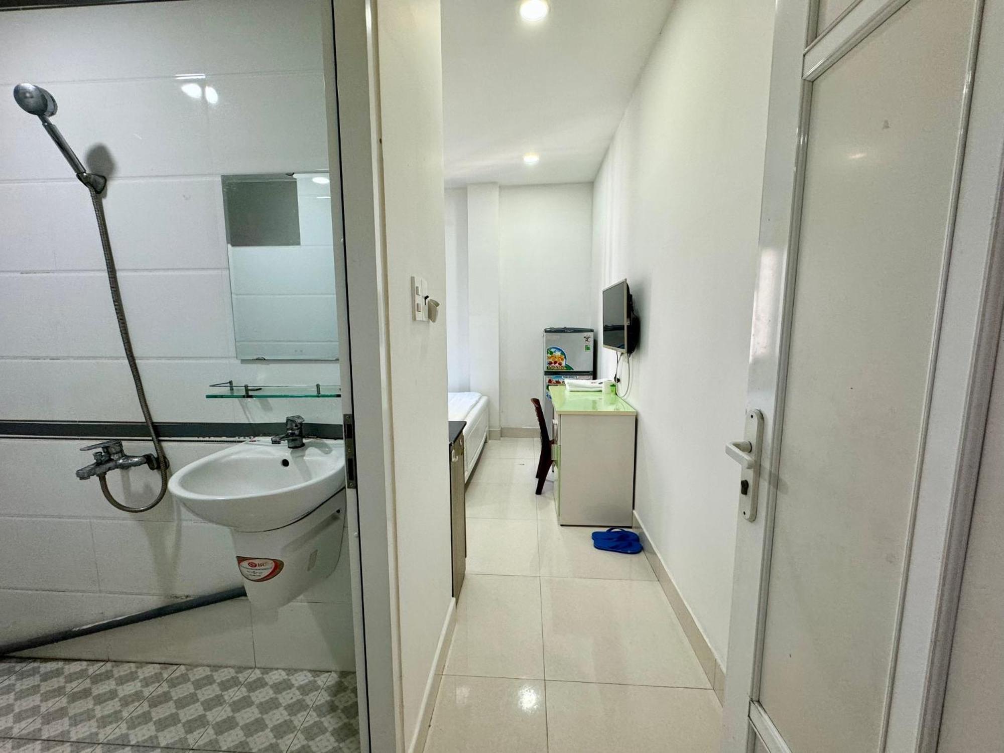 Dlux Bui Them Khách sạn hẻo lánh